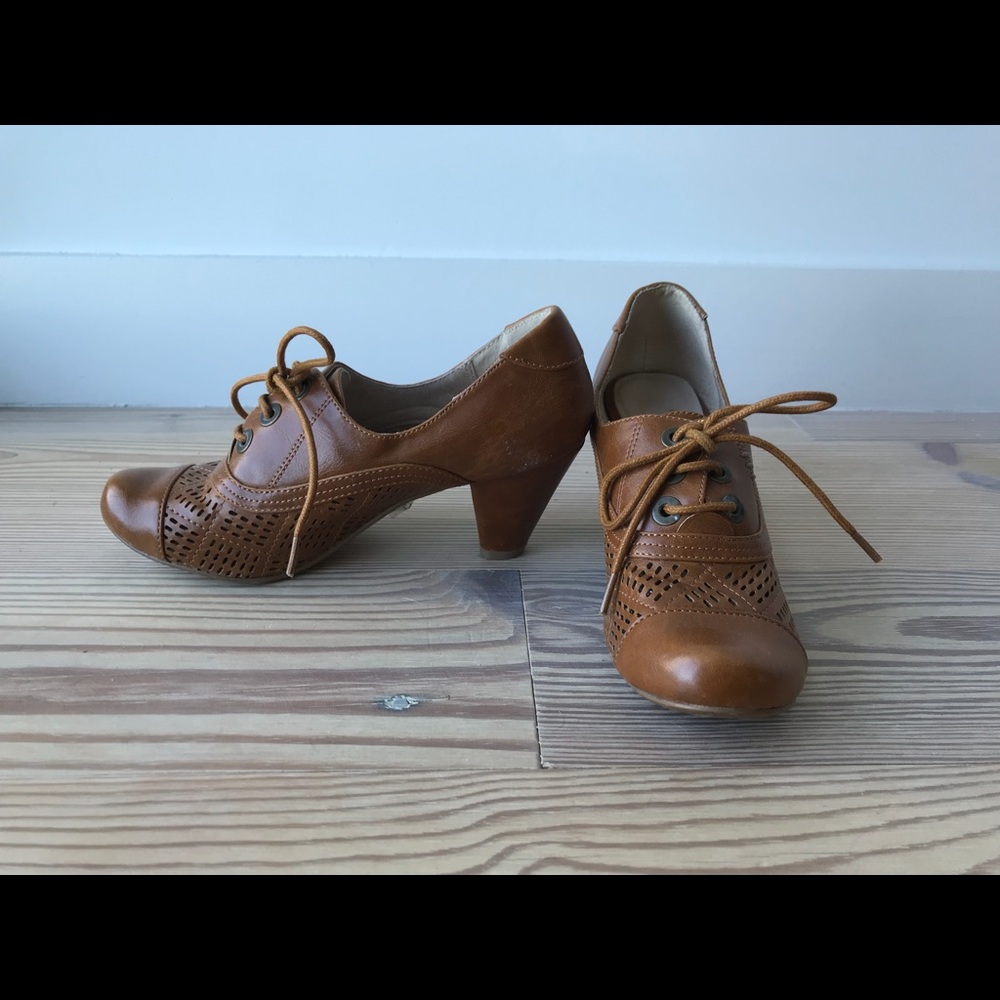 Chelsea Crew Oxfords